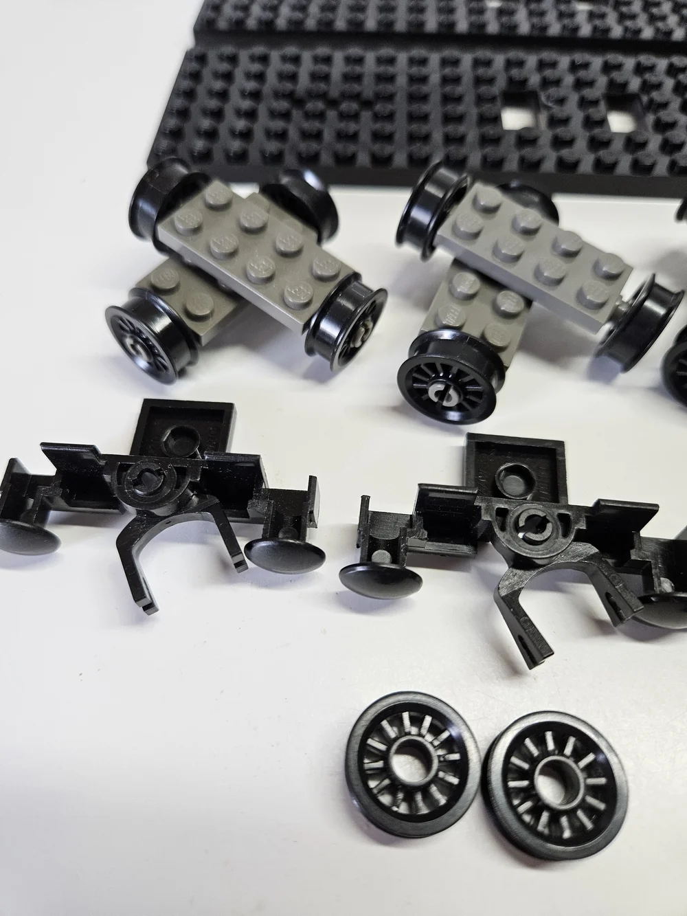 Lego Harry Potter Hogswarts Express 4708 Train Bases Buffers Wheels Magnets Lot